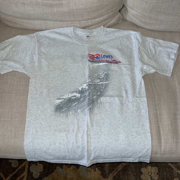 Lowe’s Motor Speedway T-Shirt - Picture 2 of 2